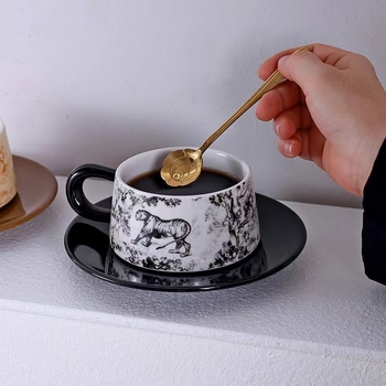 Set de cești și farfurioare în stil franțuzesc retro, cu motiv tigru-dragon, din ceramică neagră pentru ceaiul de după-amiază