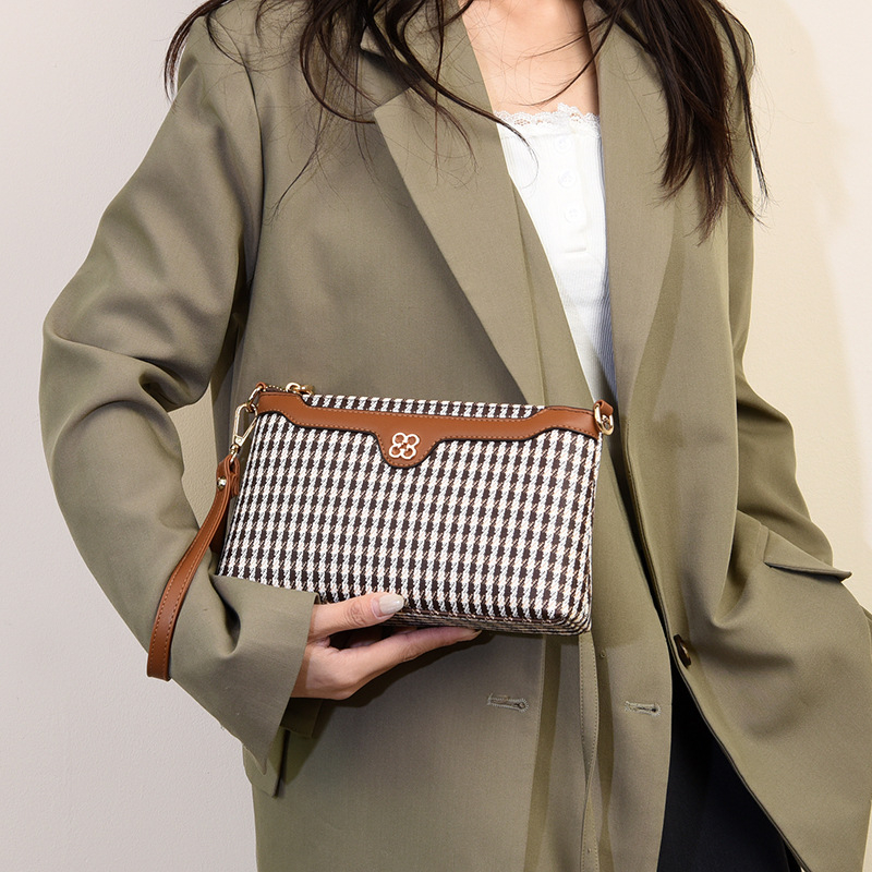 Ženska crossbody i clutch torbica, 2025 novi dizajn s otiskom, mala veličina, elegantna i svestrana