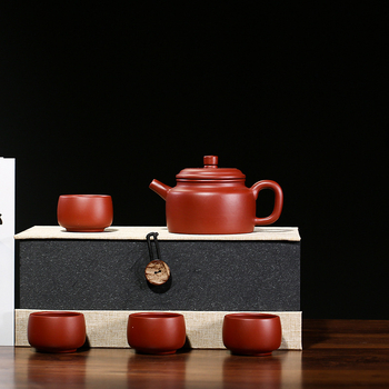Set de ceai Yixing din lut mov, lucrat manual, cu patru căni, lut Dahongpao