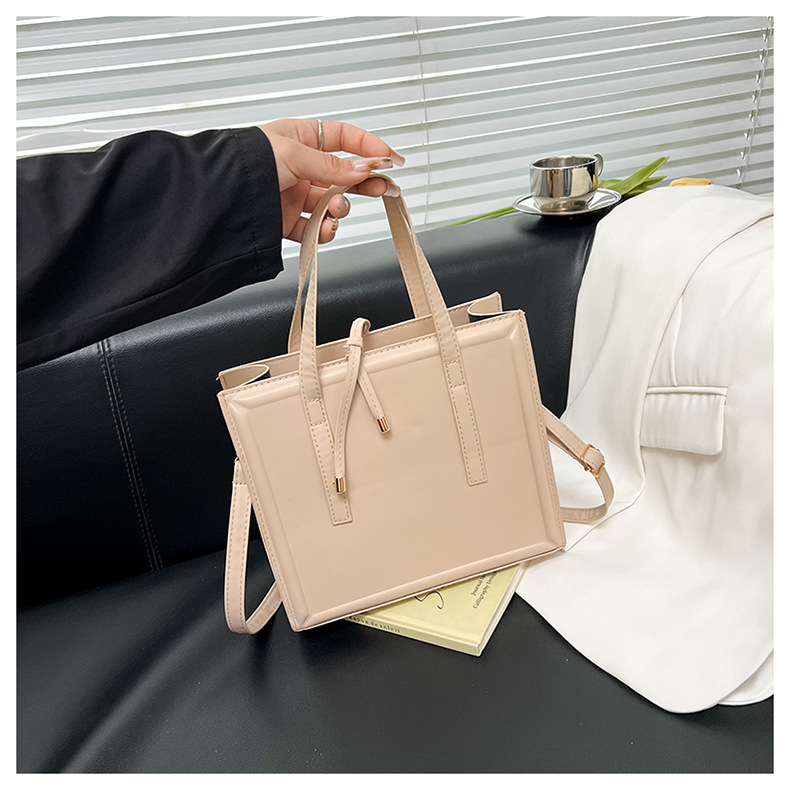 Ženska torba preko ramena velikog kapaciteta, kvadratni oblik, PU koža, gradski minimalistički stil, stilska i elegantna za svakodnevnu upotrebu