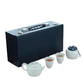 Set Gongfu de ceai din porțelan alb, o ceainică și două cești, imprimare logo, cutie cadou