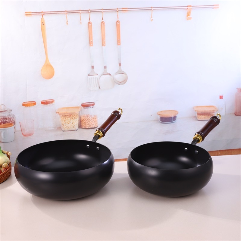 Wok din fontă pentru uz casnic, lucrat manual, fără strat, diametru 28 cm