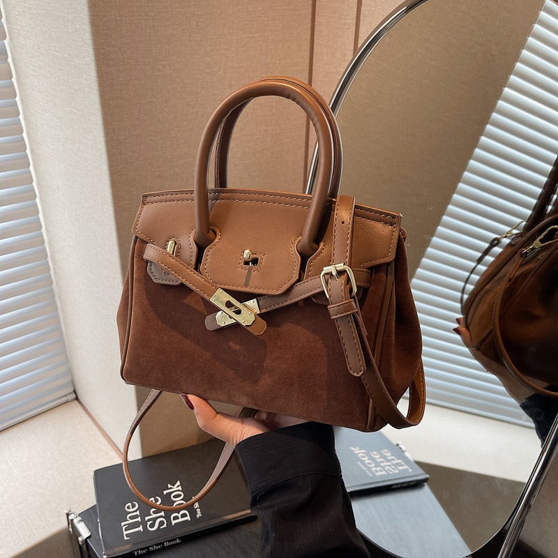 Ženska torba Kelly, proljeće 2025, mat završetak, platina boja, srednje veličine, crossbody preko ramena