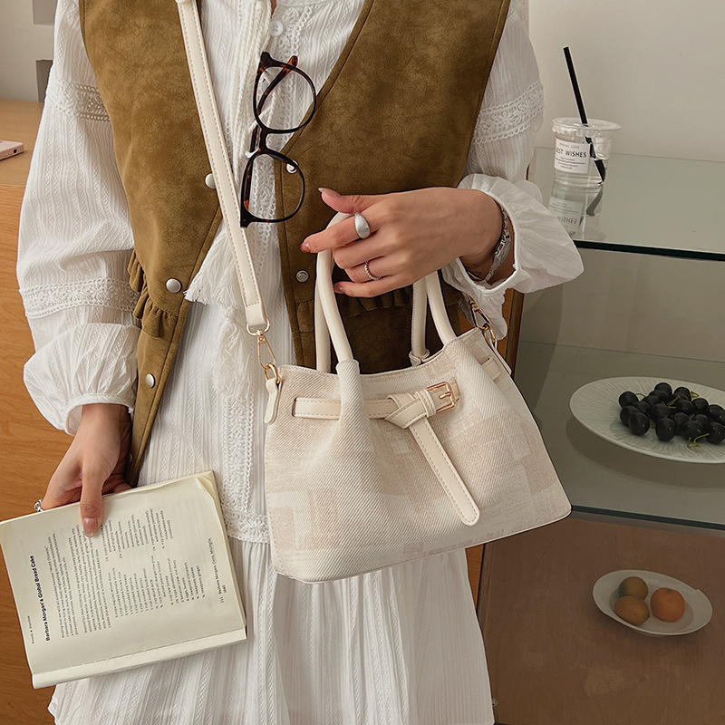 Ženska mala plisirana bucket torba od PU kože, crossbody