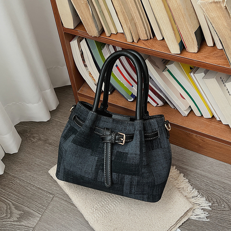 Ženska mala plisirana bucket torba od PU kože, crossbody