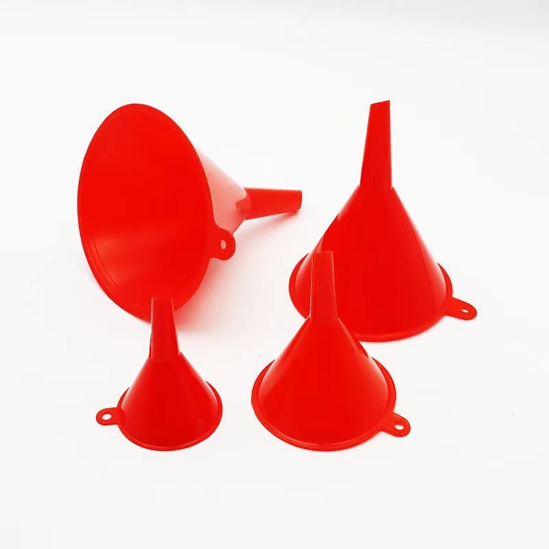 Set de 4 pâlnii din plastic pentru autoturism și motocicletă – combustibil și ulei de motor