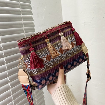 Ženska torbica 2024 – etnički stil s resama, crossbody, najlon, mala