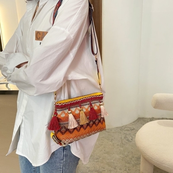 Ženska torbica 2024 – etnički stil s resama, crossbody, najlon, mala