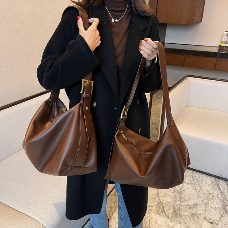 Ženska Tote torba velike kapacitete s naramenicom preko ramena, casual elegantan stil, proljeće 2025