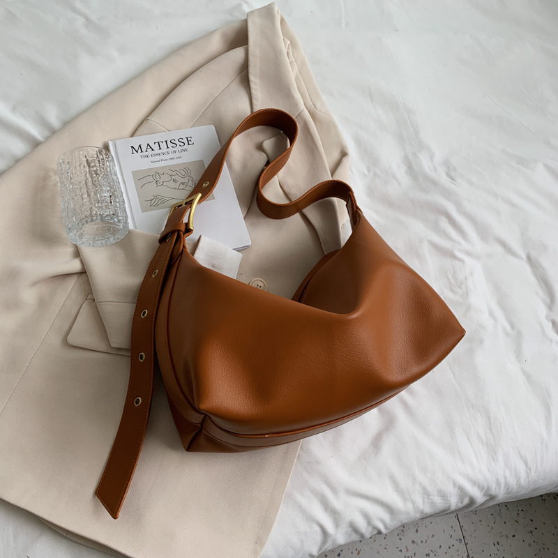 Ženska Tote torba velike kapacitete s naramenicom preko ramena, casual elegantan stil, proljeće 2025