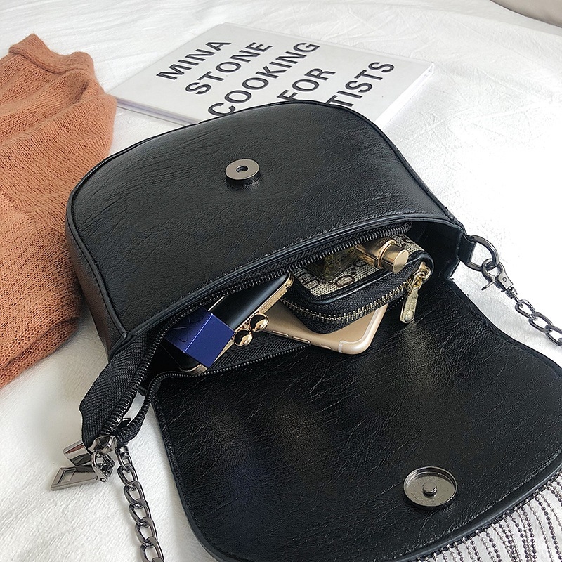 PU ženska crossbody torba s poklopcem, metalnim zakovicama i resom, mala kvadratna torba za telefon, korejskog stila