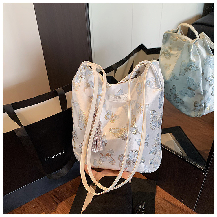 Ženska torbica za podlakticu s kviliranom izvezom leptira, bucket torbica, jednostavan sladak stil, uz rame ili crossbody