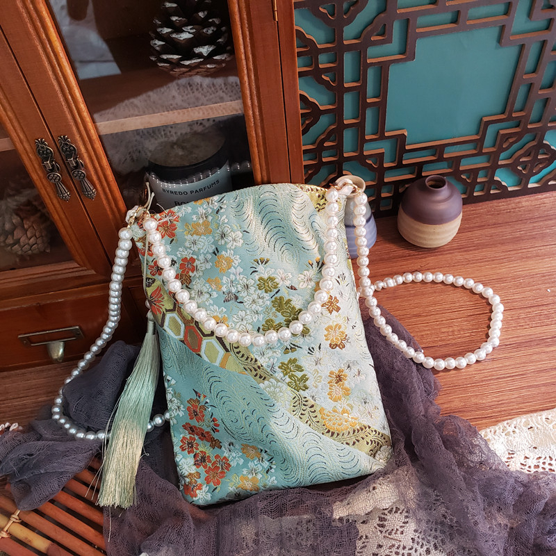 Nova torba u kineskom stilu s resicama, vertikalni kvadratni oblik s perlom, crossbody naramenica, inspirirana Hanfuom za kombiniranje s cheongsamom