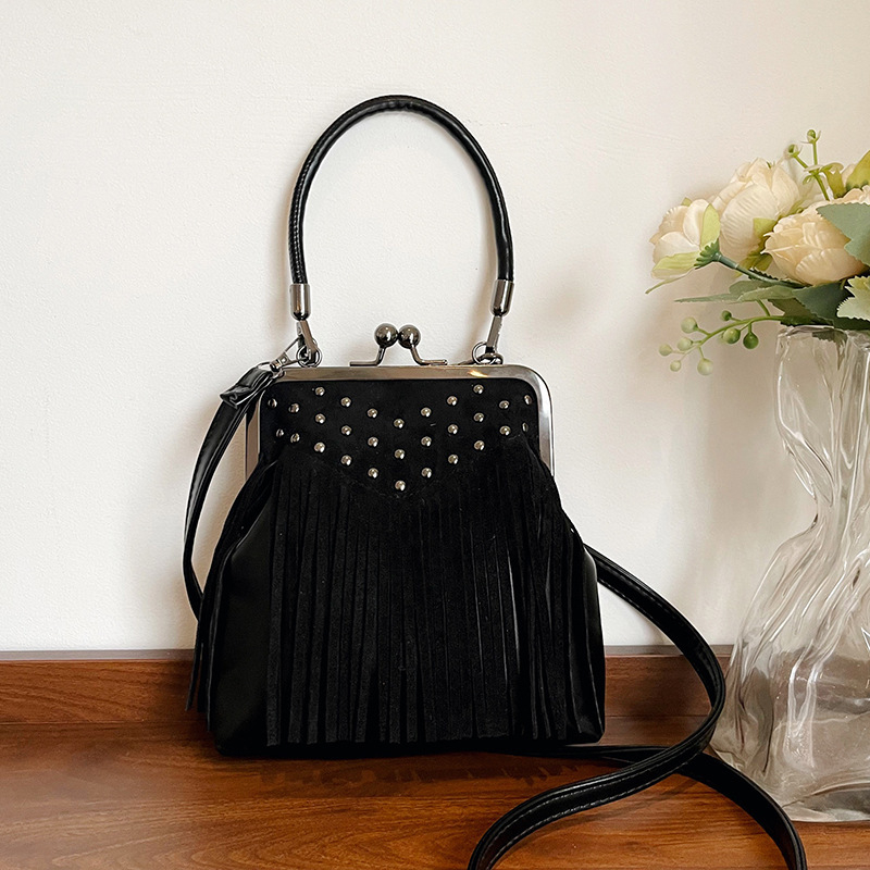Ženska mini kvadratna torbica od sintetičke kože s resama i zakovice, za rame ili crossbody