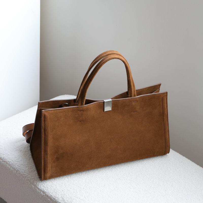 Torba Tote od nubuk kože, elegantan minimalistički dizajn, stil Old Money, s remenom za rame crossbody, ženska kožna torba