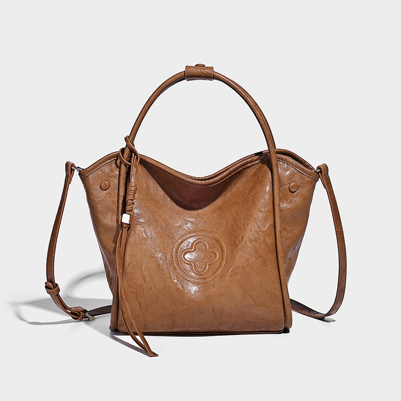 Torba u stilu košare za povrće s resama, crossbody torba za žene, s velikim kapacitetom, bucket stil, model 2025