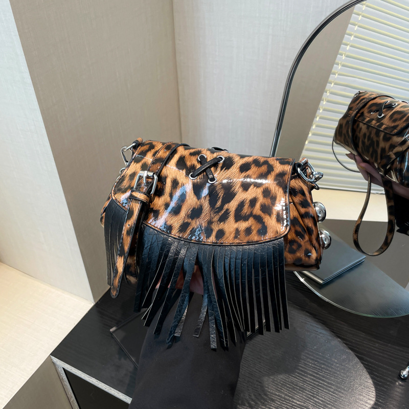 Ženska torba s leopard printom i resicama, PU, mala crossbody torba, gradski stil