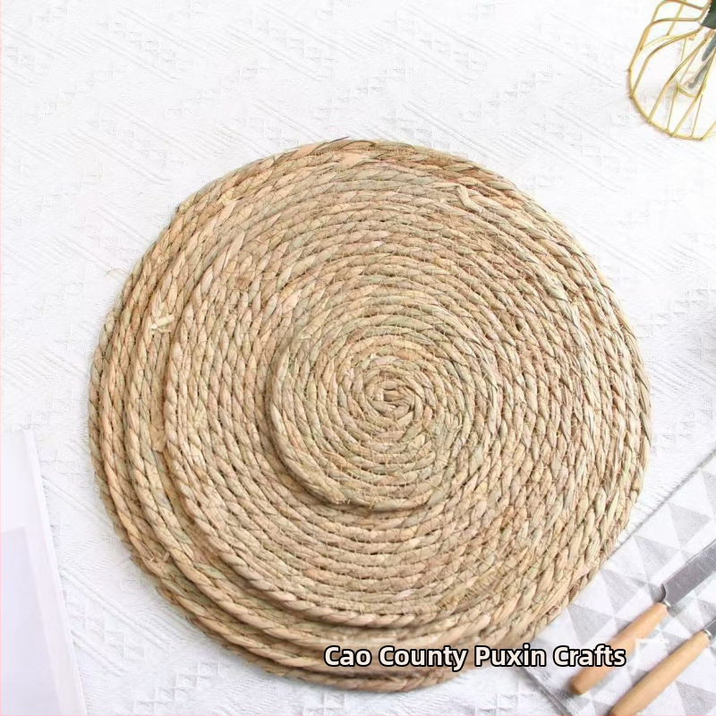 Locuri de masă rotunde din paie, țesute manual, covorașe izolante pentru oale și suporturi decorative pentru pahare