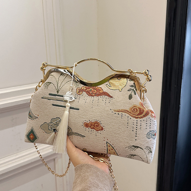 Ženska torbica u kineskom stilu s vezom, crossbody torbica preko ramena s resicama, oblik školjke