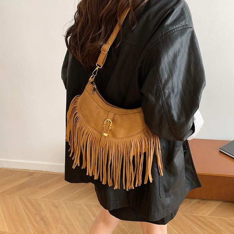 Ženska torba s resicama u američkom retro stilu, PU koža, mala crossbody torba, etnički stil, jesen-zima 2025
