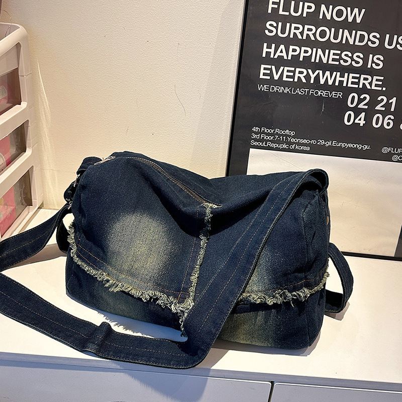 Ženska denim torbica s crossbody remenom, velika kapaciteta, svakodnevna upotreba, stil 2025