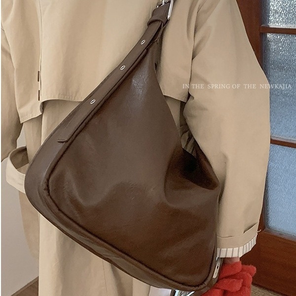 Ženska torba velike kapacitete, novi model 2023, retro stil, tote torba za rame, crossbody, svakodnevna upotreba
