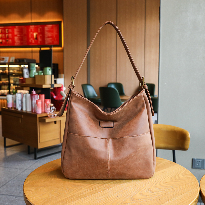 Ženska torba velike kapacitete, crossbody torba tip kanta, 2026 novi model s retro teksturom