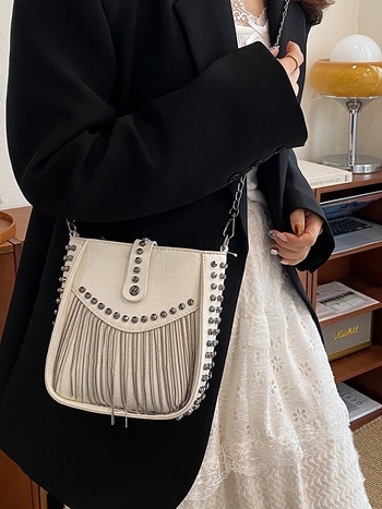 PU materijala crossbody torbica s lancem, nita i resicama, retro dizajn