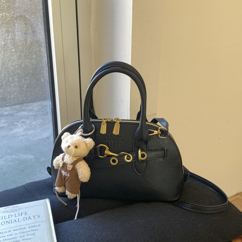 Ženska mini torbica u obliku školjke, retro dizajn, novi model 2026, svestrana za svakodnevnu upotrebu, za rame ili crossbody