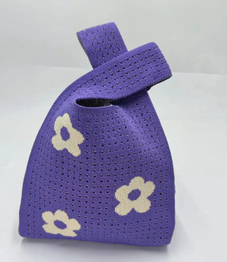 Ženska pletena crossbody torba, mala, originalni dizajn za proljeće i jesen