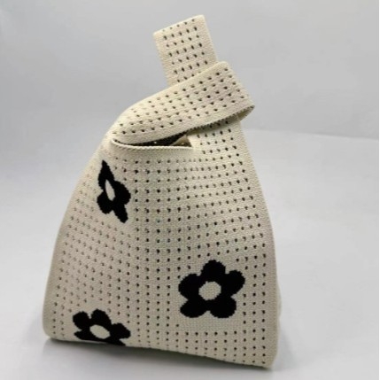 Ženska pletena crossbody torba, mala, originalni dizajn za proljeće i jesen