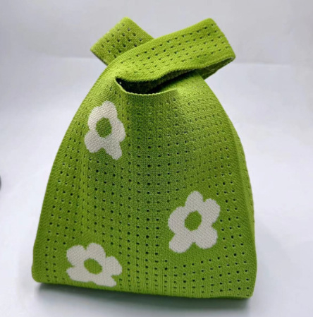 Ženska pletena crossbody torba, mala, originalni dizajn za proljeće i jesen