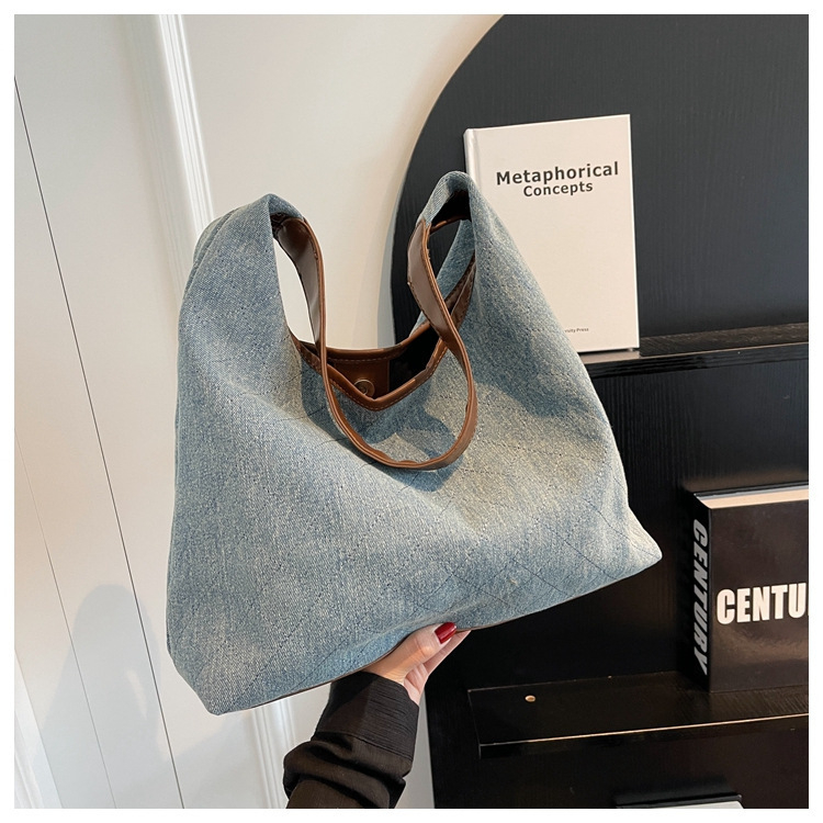 Restandrecreation Retro denim torba za ramena, velika kapaciteta, tote bucket stil za žene