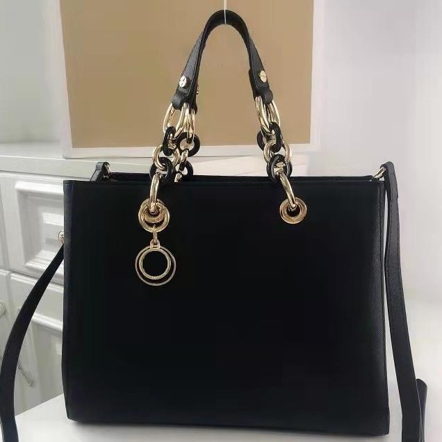 Ženska crossbody torbica od prave kože, s lancem, tortoiseshell uzorak