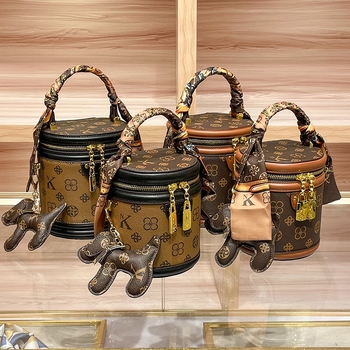 Bucket bag od prave kože za žene s kontrastnim printsom, novi model 2025, mala torba za rame i crossbody