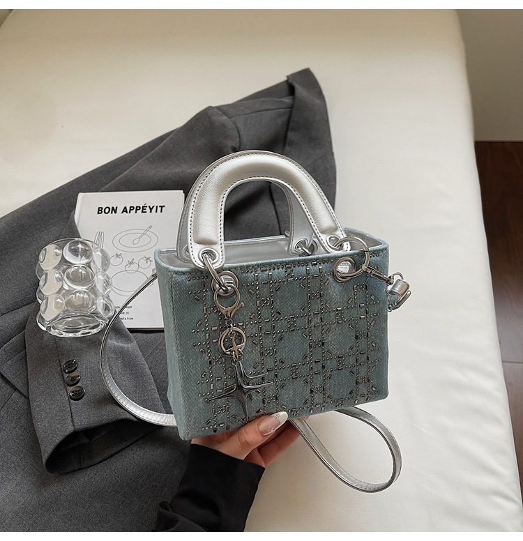 Shi yinman denim torba s kristalima, mala veličina, crossbody torba, proljeće 2025, gradski minimalistički stil
