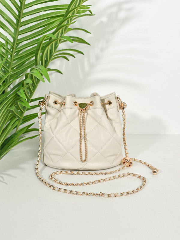Kožna bucket torba s lancem i prešivanjem u romb uzor, jednostruki remen za rame, crossbody za žene, elegantna i svestrana