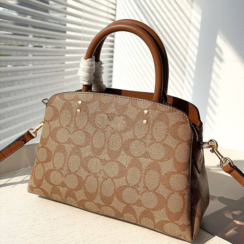 Ženska torba Lillie, inspirirana princezom Dianom, retro cvjetni patchwork, PVC, srednja veličina, rameni i crossbody remen, proljeće 2024