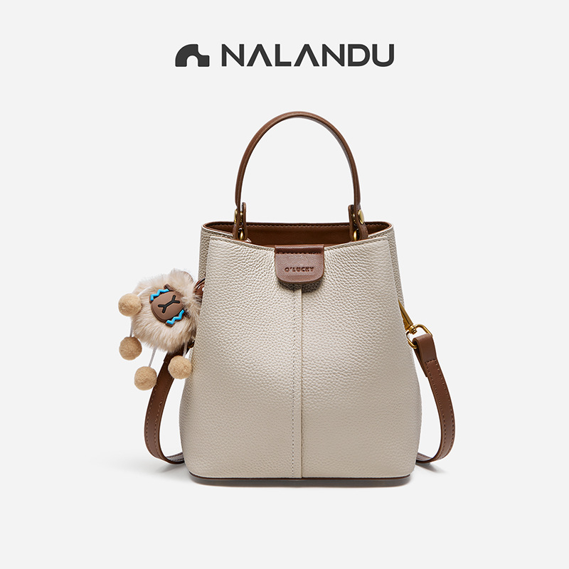 2026 nova ženska kožna bucket torba s crossbody remenom, elegantna i visoke kvalitete
