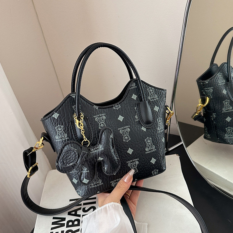 Ženska torba u francuskom stilu, 2025 novi print, Diana torba, mala kvadratna torba za ručno nošenje, preko ramena ili crossbody.