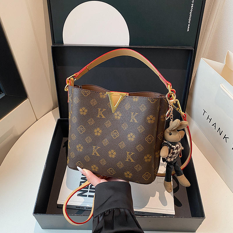 Ženska vintage cvjetna bucket torba, model 2026, vrhunska luksuzna torba za rame ili crossbody