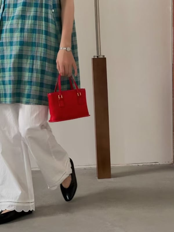 FOLNUA Torbica od prave kože nubuk ovčje, mini crossbody bucket bag, mala veličina, proljeće 2025