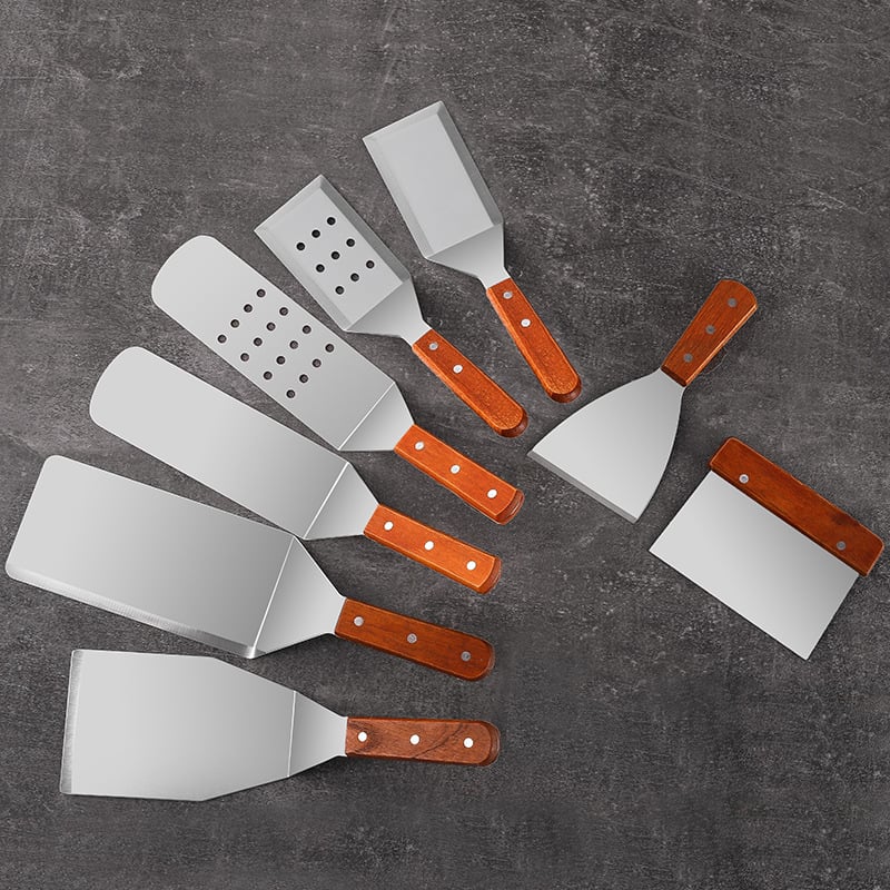 Set de ustensile pentru grătar cu mâner din lemn și oțel inoxidabil: spatulă, furculiță și clip