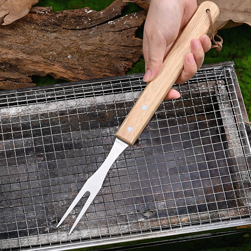 Set personalizat de unelte pentru camping în aer liber pentru grătar, din trei piese, cu mâner din lemn: furculiță pentru grătar, spatulă pentru prăjit și clește, din oțel inoxidabil, pentru uz casnic