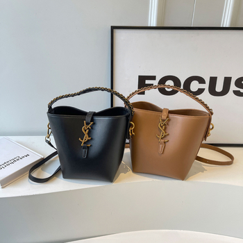 Ženska bucket torba s lancem, lagan luksuzan dizajn Yangshulin, za rameno i crossbody