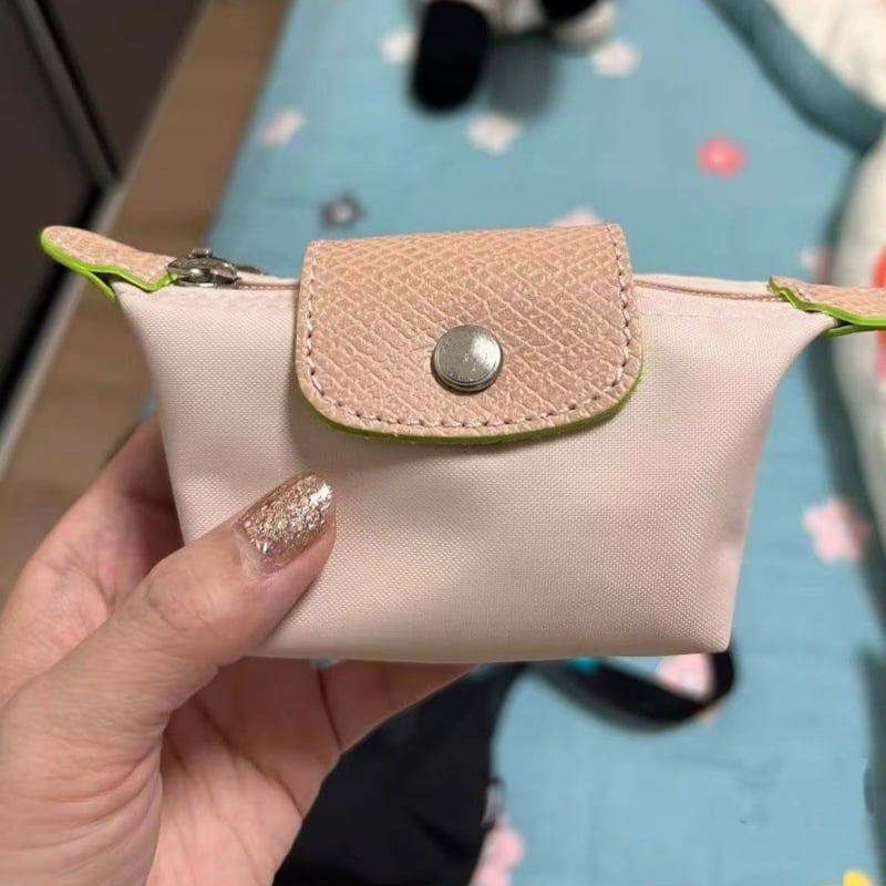 Sárkány mintás, színblokkokkal készült mini dumpling táska, francia divat stílusú, nylon‑bőr kombináció, kis pénztárca érmékhez, fülhallgatóhoz, rúzshoz és kulcsokhoz