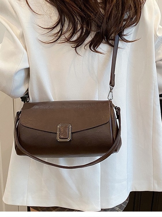 Mala kvadratna torba u retro stilu Europe–Amerike, model 2025, svestrana crossbody ili torba za nošenje u ruci