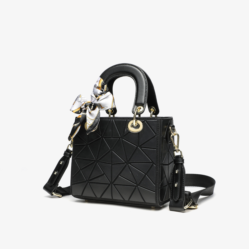 Daffy torba, inspirirana japansko-korejskim stilom, limitirano izdanje 2024., mala elegantna crossbody torba s geometrijskim dijamantnim uzorkom