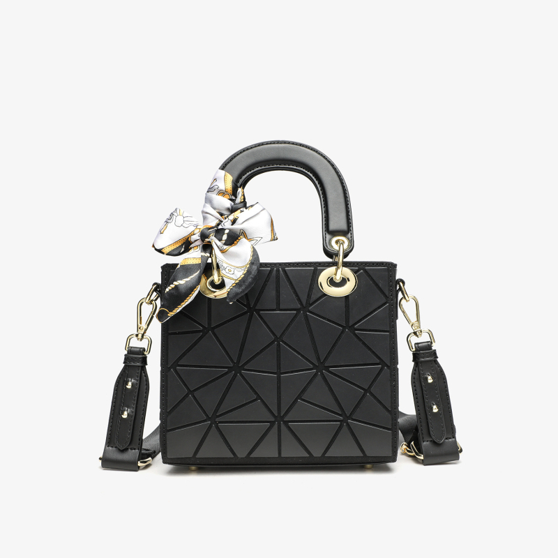 Daffy torba, inspirirana japansko-korejskim stilom, limitirano izdanje 2024., mala elegantna crossbody torba s geometrijskim dijamantnim uzorkom