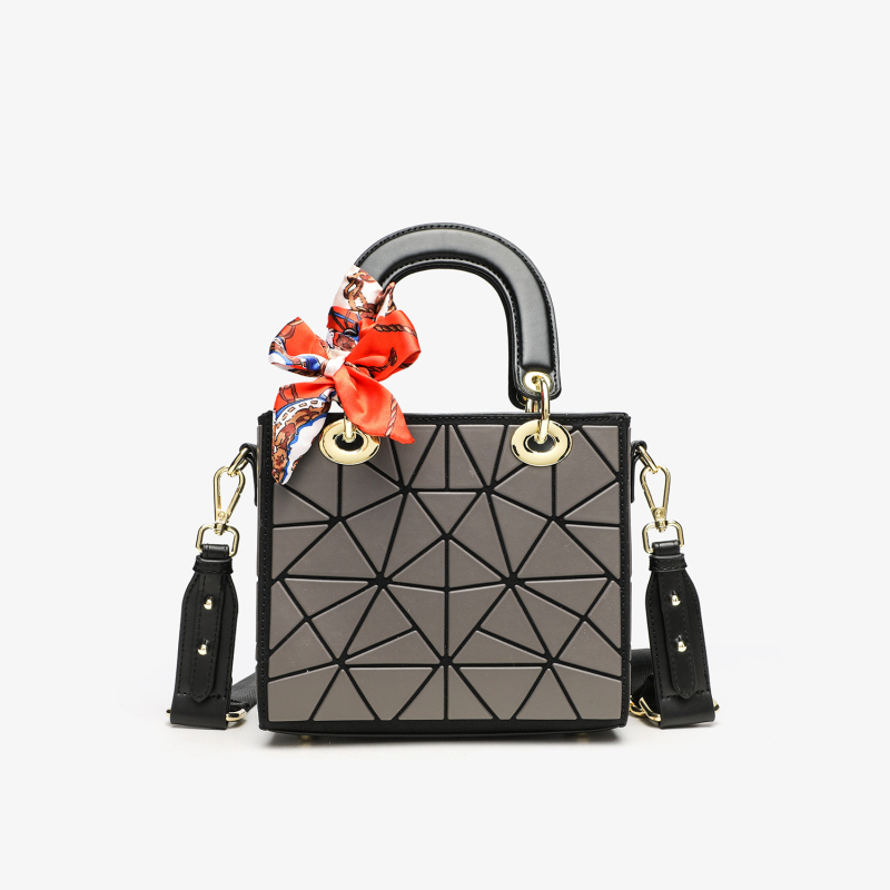 Daffy torba, inspirirana japansko-korejskim stilom, limitirano izdanje 2024., mala elegantna crossbody torba s geometrijskim dijamantnim uzorkom